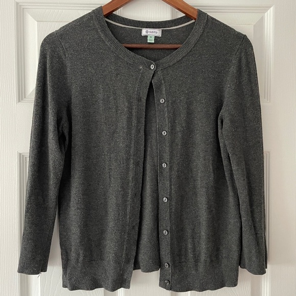 Cardigan - Picture 1 of 4